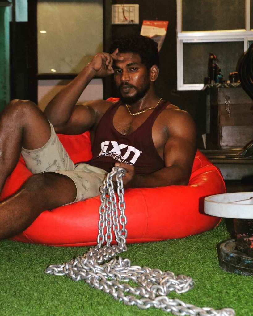 Head Coach Sakthi on the gym floor